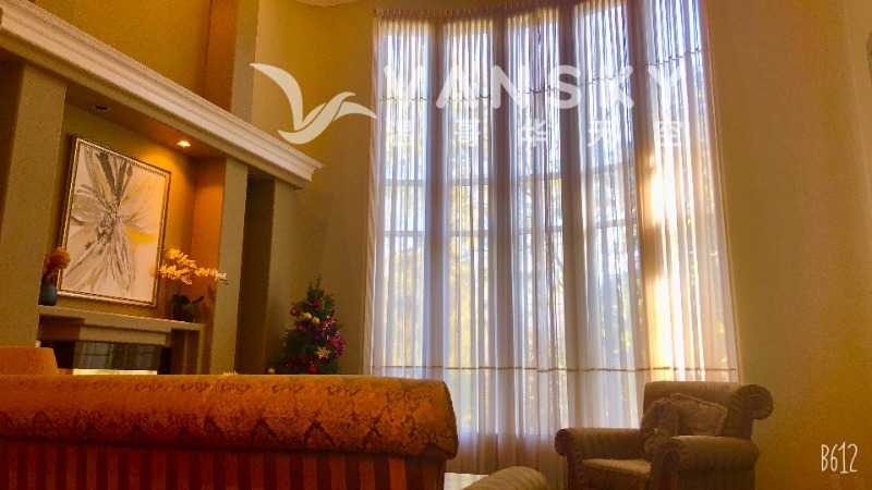 221217160951_Sun room good angle.jpg